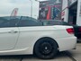 BMW 3-Serie Cabrio 330d | APK | M PAKKET | AUTOMAAT | 6 CILLENDER | LEER |