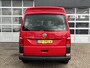 Volkswagen Transporter Kombi 2.0 TDI L2H2 150pk DSG Airco Cruise control Trekhaak 2500kg trekgewicht Parkeersensoren achter Apple carplay Telefoonverbinding Euro 6 Ideaal voor camperombouw! 8-Persoons