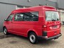 Volkswagen Transporter Kombi 2.0 TDI L2H2 150pk DSG Airco Cruise control Trekhaak 2500kg trekgewicht Parkeersensoren achter Apple carplay Telefoonverbinding Euro 6 Ideaal voor camperombouw! 8-Persoons