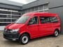 Volkswagen Transporter Kombi 2.0 TDI L2H2 150pk DSG Airco Cruise control Trekhaak 2500kg trekgewicht Parkeersensoren achter Apple carplay Telefoonverbinding Euro 6 Ideaal voor camperombouw! 8-Persoons