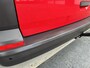 Volkswagen Transporter Kombi 2.0 TDI L2H2 150pk DSG Airco Cruise control Trekhaak 2500kg trekgewicht Parkeersensoren achter Apple carplay Telefoonverbinding Euro 6 Ideaal voor camperombouw! 8-Persoons