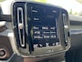 Volvo XC40 1.5 T5 Recharge R-Design | ACC | CAM | CARPAY | CLIMA | NAVI | PDC V&A | STUUR/STOELVERW. | TREKHAAK | WINTERWIELEN LM 19" ZWART