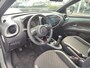 Toyota Aygo X PULSE NL-AUTO 1E-EIG CLIMA CAMERA APPLE/ANDROID LED PRIVACY GLASS 17'' LM-VELGEN AD-CRUISE BLUETOOTH