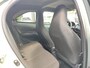 Toyota Aygo X PULSE NL-AUTO 1E-EIG CLIMA CAMERA APPLE/ANDROID LED PRIVACY GLASS 17'' LM-VELGEN AD-CRUISE BLUETOOTH