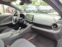 Toyota C-HR / C-HR+ 1.8 Hybrid 140 EXECUTIVE NL-AUTO 1E-EIG STOELVERW BLIND SPOT EL-ACHTERKLEP JBL-AUDIO EL-STOEL 19'' LM-VELGEN PARK-SENSOREN CLIMA AD-CRUISE APPLE/ANDROID