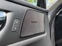 Volvo V60 2.0 B3 Momentum Business | Panoramadak | Harman Kardon Audio | Achteruitrijcamera | Parkeersensoren | Stoelverwarming | Keyless Entry | Elektrische Achterklep | Cruise Control Adaptief | Navigatie | Apple Carplay | Android Auto