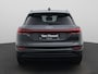 Audi Q6 e-tron edition performance 100 kWh | Adaptive cruise control | Dodehoek detectie | Bang & Olufsen Premium 3D | 360 graden camera | Head-up display | Stuurverwarming | Stoelverwarming voor & achter | Stoelventilatie | Elekt. verstelbare voorstoelen | Climate control | Lichtpakket plus ambient light | Elekt. verstelbaar stuur | Warmtepomp
