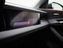 Audi Q6 e-tron edition performance 100 kWh | Adaptive cruise control | Dodehoek detectie | Bang & Olufsen Premium 3D | 360 graden camera | Head-up display | Stuurverwarming | Stoelverwarming voor & achter | Stoelventilatie | Elekt. verstelbare voorstoelen | Climate control | Lichtpakket plus ambient light | Elekt. verstelbaar stuur | Warmtepomp