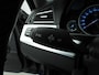 BMW 5-Serie Touring 520i Panoramadak / Trekhaak / HIFI / Navigatie professional / Key-less / Alu wielen