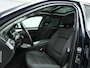 BMW 5-Serie Touring 520i Panoramadak / Trekhaak / HIFI / Navigatie professional / Key-less / Alu wielen