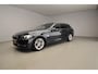 BMW 5-Serie Touring 520i Panoramadak / Trekhaak / HIFI / Navigatie professional / Key-less / Alu wielen