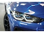BMW 4-Serie Gran Coupe M440i xDrive High Executive ACC Opendak Wide Screen Head-up H&K Trekhaak Carbon Laser Light Portimao Blue!