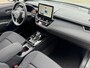 Toyota Corolla Cross 2.0 Hybrid 180 DYNAMIC NIEUW DIRECT LEVERBAAR! BLIND SPOT STOEL/STUURVERW KEYLESS 18'' LM-VELGEN APPLE/ANDROID NAVI CLIMA AD-CRUISE PARK-SENSOREN
