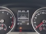 Volkswagen Golf 1.0 TSI R-LINE - ADAPTIVE CRUISE - CARPLAY / ANDROID - TREKHAAK - ALCANTARA - NAVI - CLIMA - STOELVERWARMING -