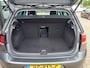 Volkswagen Golf 1.0 TSI R-LINE - ADAPTIVE CRUISE - CARPLAY / ANDROID - TREKHAAK - ALCANTARA - NAVI - CLIMA - STOELVERWARMING -