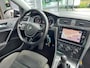 Volkswagen Golf 1.0 TSI R-LINE - ADAPTIVE CRUISE - CARPLAY / ANDROID - TREKHAAK - ALCANTARA - NAVI - CLIMA - STOELVERWARMING -