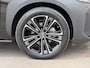 Toyota BZ4X Premium 4WD 71 kWh / Accu SOH 100 % / Dealer Onderhouden / Eerste Eigenaar / Navigatie / Cruise / Clima / 360 Camera / Lederen Bekleding / Adaptieve Cruise / Elektr. Stoelen / Stoel + Stuurwiel Verwarming / Stoel Ventilatie / DAB /