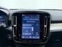 Volvo XC40 B3 177pk Plus Black Edition / Harman Kardon audio / Lighting / Elektrische stoelen met geheugen /