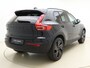 Volvo XC40 B3 177pk Plus Black Edition / Harman Kardon audio / Lighting / Elektrische stoelen met geheugen /