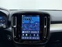 Volvo XC40 B3 177pk Plus Black Edition / Harman Kardon audio / Lighting / Elektrische stoelen met geheugen /