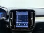 Volvo XC40 B3 177pk Plus Black Edition / Harman Kardon audio / Lighting / Elektrische stoelen met geheugen /