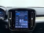 Volvo XC40 B3 177pk Plus Black Edition / Harman Kardon audio / Lighting / Elektrische stoelen met geheugen /