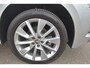 Skoda Kamiq 1.0 TSI Sport Business , CLIMATRONIC , NAVI VIA APP , A UITRIJ CAM , PDC A , LMV17 , LED KOPL ,