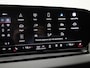 Audi Q6 e-tron edition 83 kWh 251 PK | Adaptive cruise control | Dodehoekdetectie | Climate control | Stoelverwarming voor & achter | Stuurverwarming | 360 graden camera | Carbon pakket | Privacy glas | Warmtepomp | Audi sound system