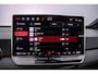 Volkswagen ID.3 Pure Oranje Edition 170pk Automaat Adaptive cruise control, Parkeersensoren, Navigatie, App connect, LED koplampen, Stoelverwarming