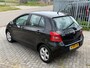 Toyota Yaris 1.3 VVTi Terra 87PK 5 deurs! NL AUTO NAP 2EIGENAAR! TOPSTAAT! AIRCO ECC l LMV l Stoelverwarming l DEALER OH!