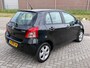 Toyota Yaris 1.3 VVTi Terra 87PK 5 deurs! NL AUTO NAP 2EIGENAAR! TOPSTAAT! AIRCO ECC l LMV l Stoelverwarming l DEALER OH!
