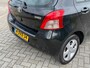 Toyota Yaris 1.3 VVTi Terra 87PK 5 deurs! NL AUTO NAP 2EIGENAAR! TOPSTAAT! AIRCO ECC l LMV l Stoelverwarming l DEALER OH!