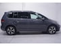 Volkswagen Touran 1.5 TSI Comfortline 7p Led koplampen Apple Carplay Panodak Winterpakket Trekhaak Camera 7 zits