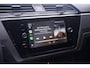 Volkswagen Touran 1.5 TSI Comfortline 7p Led koplampen Apple Carplay Panodak Winterpakket Trekhaak Camera 7 zits
