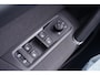 Volkswagen Touran 1.5 TSI Comfortline 7p Led koplampen Apple Carplay Panodak Winterpakket Trekhaak Camera 7 zits