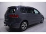 Volkswagen Touran 1.5 TSI Comfortline 7p Led koplampen Apple Carplay Panodak Winterpakket Trekhaak Camera 7 zits