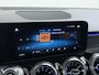 Mercedes-Benz GLB 200 AMG // Trekhaak // 360 Camera // Nightpakket // Carplay // Augmented Reality // 19" AMG Velgen