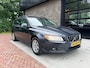 Volvo V70 2.0 Kinetic | Leer | Schuif/Kantel dak | Stoelver | Trekhaak |