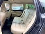 Volvo V70 2.0 Kinetic | Leer | Schuif/Kantel dak | Stoelver | Trekhaak |