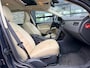Volvo V70 2.0 Kinetic | Leer | Schuif/Kantel dak | Stoelver | Trekhaak |