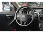 Volvo V40 1.6 T3 Kinetic | Navigatie | Cruise-control | PDC | NL auto!! | Trekhaak |