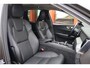 Volvo XC60 T6 Recharge AWD R-Design | Stoelverwarming | Trekhaak | Leder | 360° Camera | HUD | Pilot Assist | BLIS | Glossy Black | Keyless