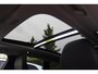 Volvo XC60 T6 Recharge AWD R-Design | Stoelverwarming | Trekhaak | Leder | 360° Camera | HUD | Pilot Assist | BLIS | Glossy Black | Keyless