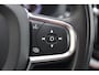 Volvo XC60 T6 Recharge AWD R-Design | Stoelverwarming | Trekhaak | Leder | 360° Camera | HUD | Pilot Assist | BLIS | Glossy Black | Keyless