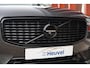 Volvo XC60 T6 Recharge AWD R-Design | Stoelverwarming | Trekhaak | Leder | 360° Camera | HUD | Pilot Assist | BLIS | Glossy Black | Keyless