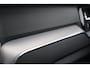 Volvo XC60 T6 Recharge AWD R-Design | Stoelverwarming | Trekhaak | Leder | 360° Camera | HUD | Pilot Assist | BLIS | Glossy Black | Keyless