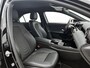 Mercedes-Benz A-klasse 180 Style Limousine Automaat | Achteruitrijcamera | Navigatie | Stoelverwarming | Cruise control | Inclusief 24 maanden MB Certified garantie voor Europa.