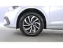 Volkswagen Polo 1.0 TSI 95pk Life Edition / Navigatie / Stoelverwarming / Camera
