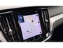 Volvo V60 2.0 B3 R-Design | Panoramadak | Harman Kardon | Black Pack |