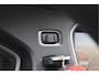 Volvo V40 1.5 T2 Polar+ | NL-Auto | Historie | Standkachel | Stoelverwarming | Nav | Sfeerverl. | Full LED | Zeer netjes